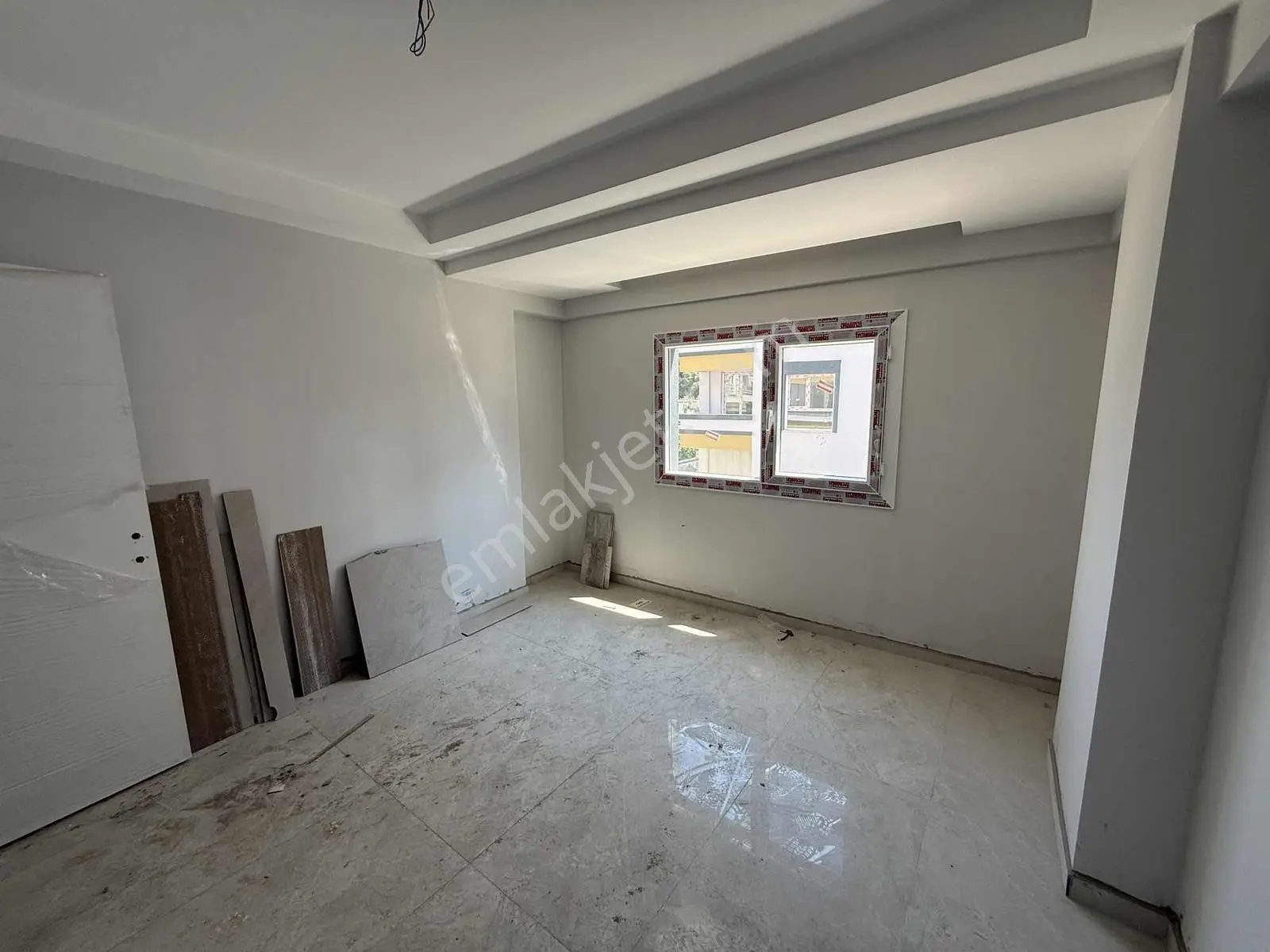 Torbalı Mah. 65m² 1+1 Havuzlu Site Geniş Sıfır Arakat Ultra Lüx - Görsel 5