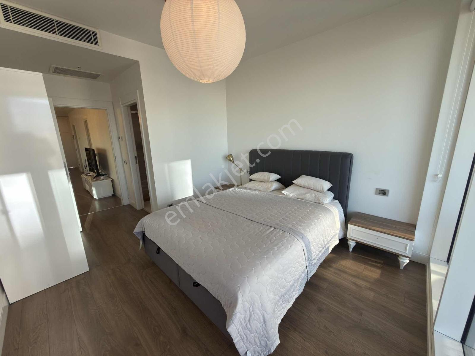 Kaçmaz Emlak İstmarina Kiralık 2+1 Full Eşyalı Ön Cephe Manzaral - Görsel 10