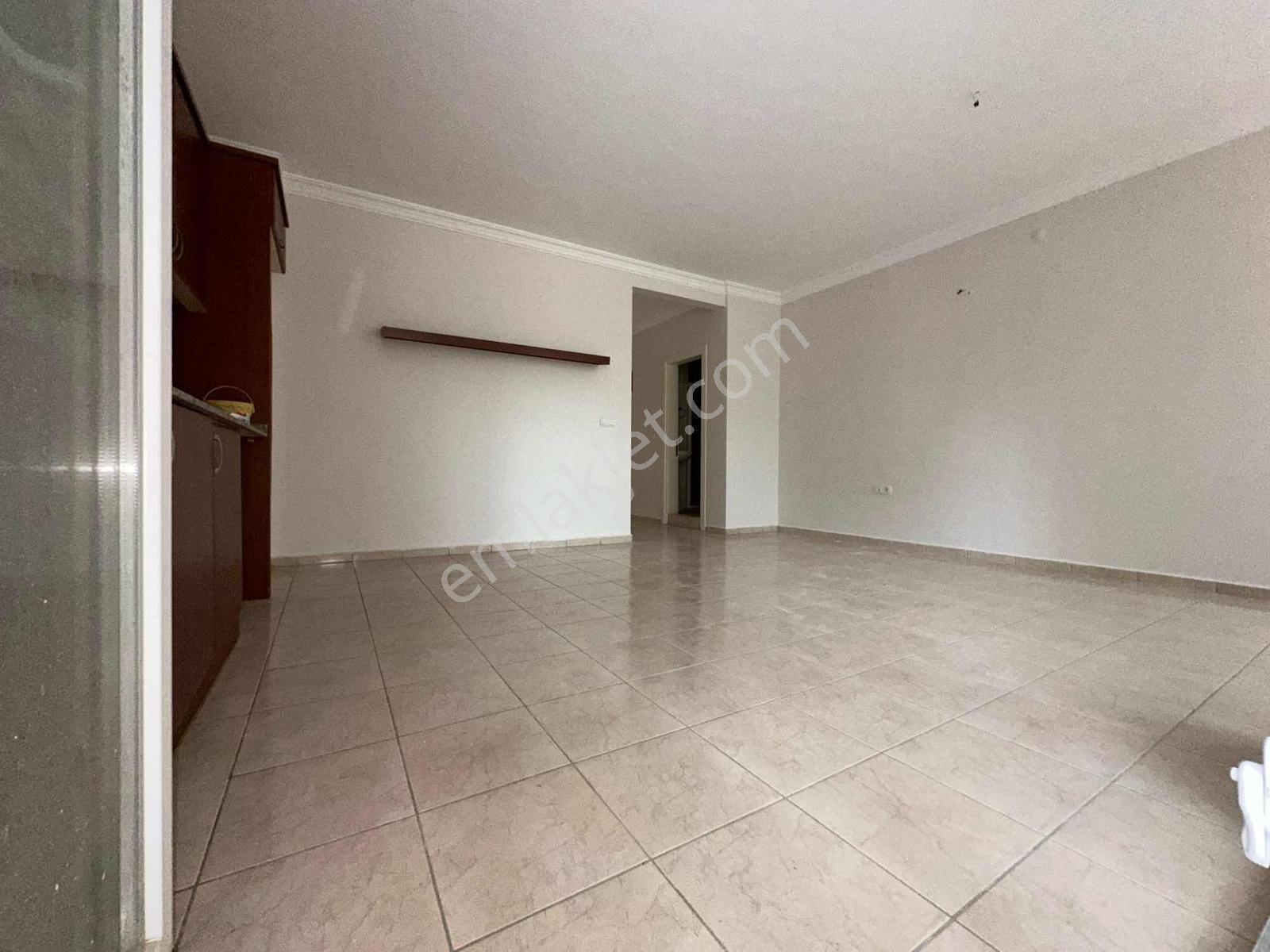 Kuşadası Marina Bölgesinde Satılık 2+1 Bahçe Katı Daire Kuşa - Görsel 20