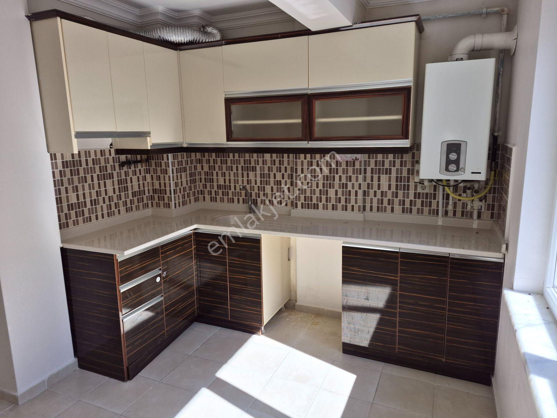 Century 21 Vizyon'dan Göztepe Mahallesinde Kiralık 2+1 Daire - Görsel 10
