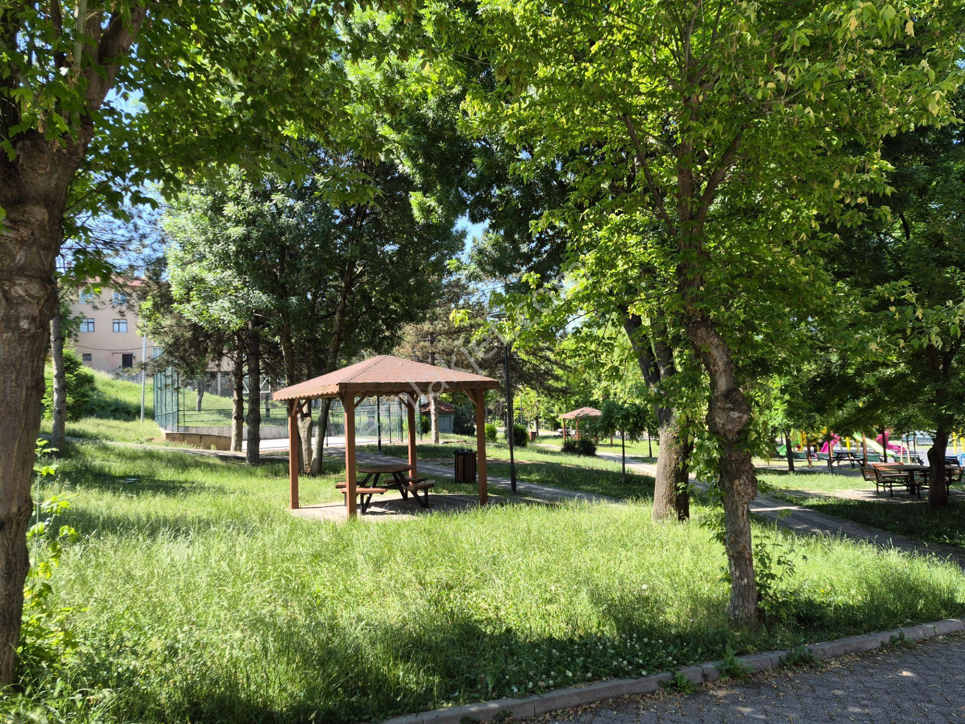 Century 21 Vizyon'dan Göztepe Mahallesinde Kiralık 2+1 Daire - Görsel 25