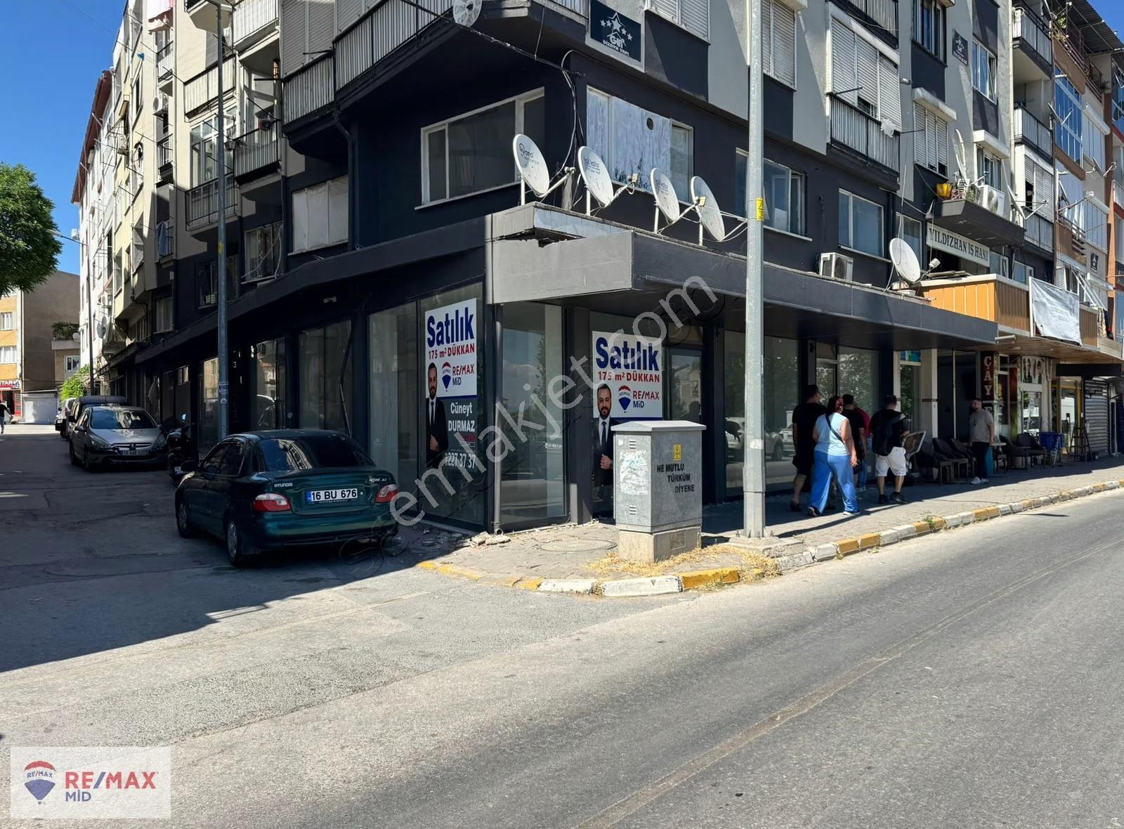 Remax Mid'den Satılık 175 M² Cadde Üzeri Köşe Dükkan - Görsel 2