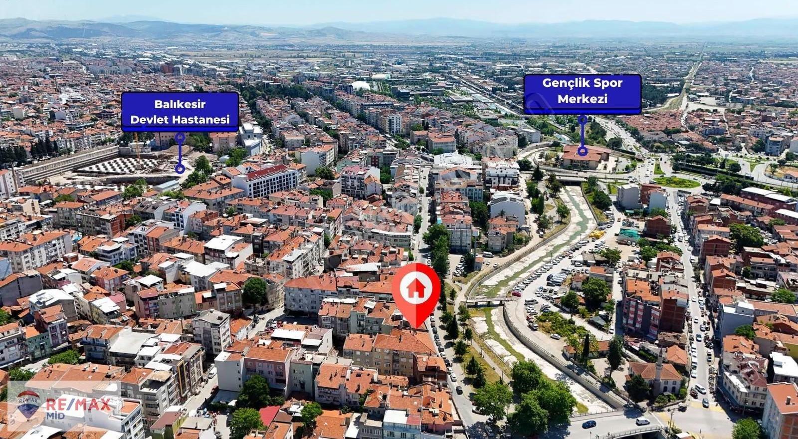 Remax Mid'den Satılık 175 M² Cadde Üzeri Köşe Dükkan - Görsel 18