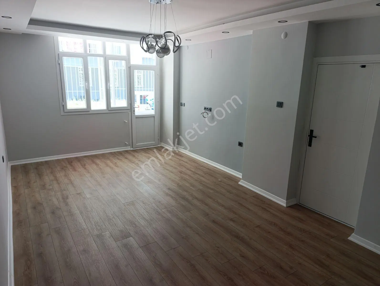 Toros Mahallesinde Lüks,full Ekstralı 3+1 Daire - Görsel 3