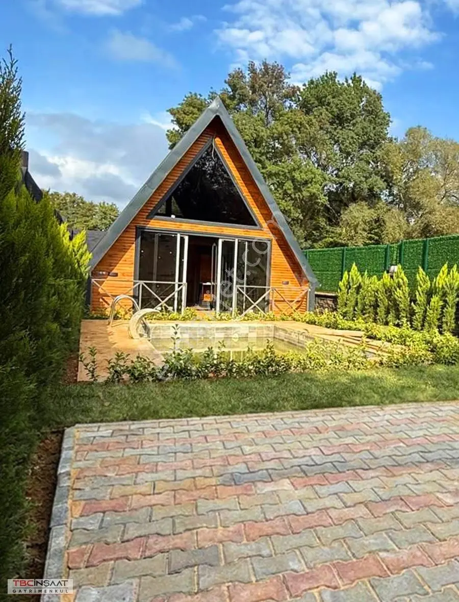 Tbc Gayrimenkul | Gebze Cumaköy'de 210 M² Arsa İçinde Bungalov