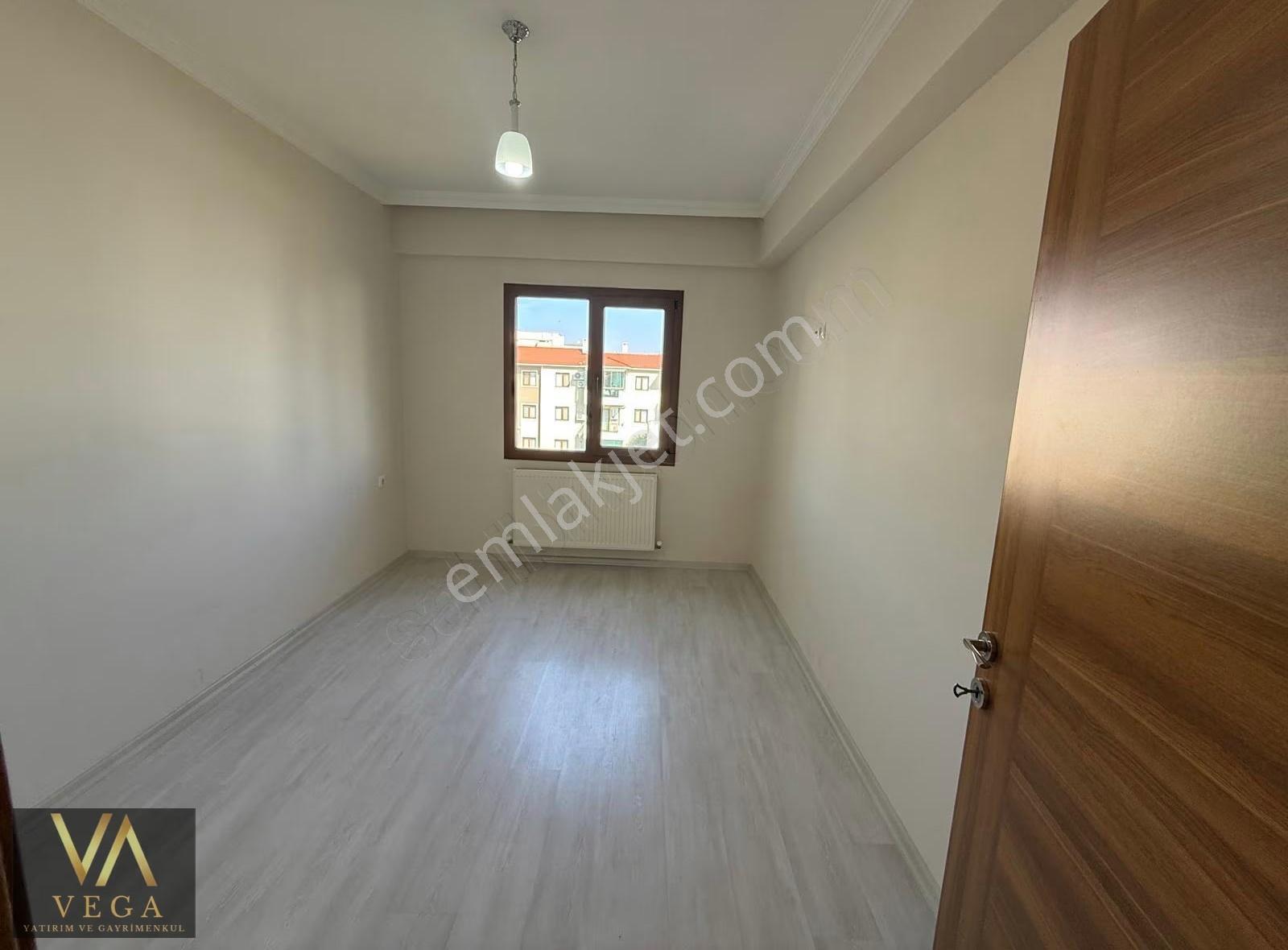 Muradiye Villalar Bölgesinde 2+1 Açık Mutfaklı Kiralık Daire - Görsel 5