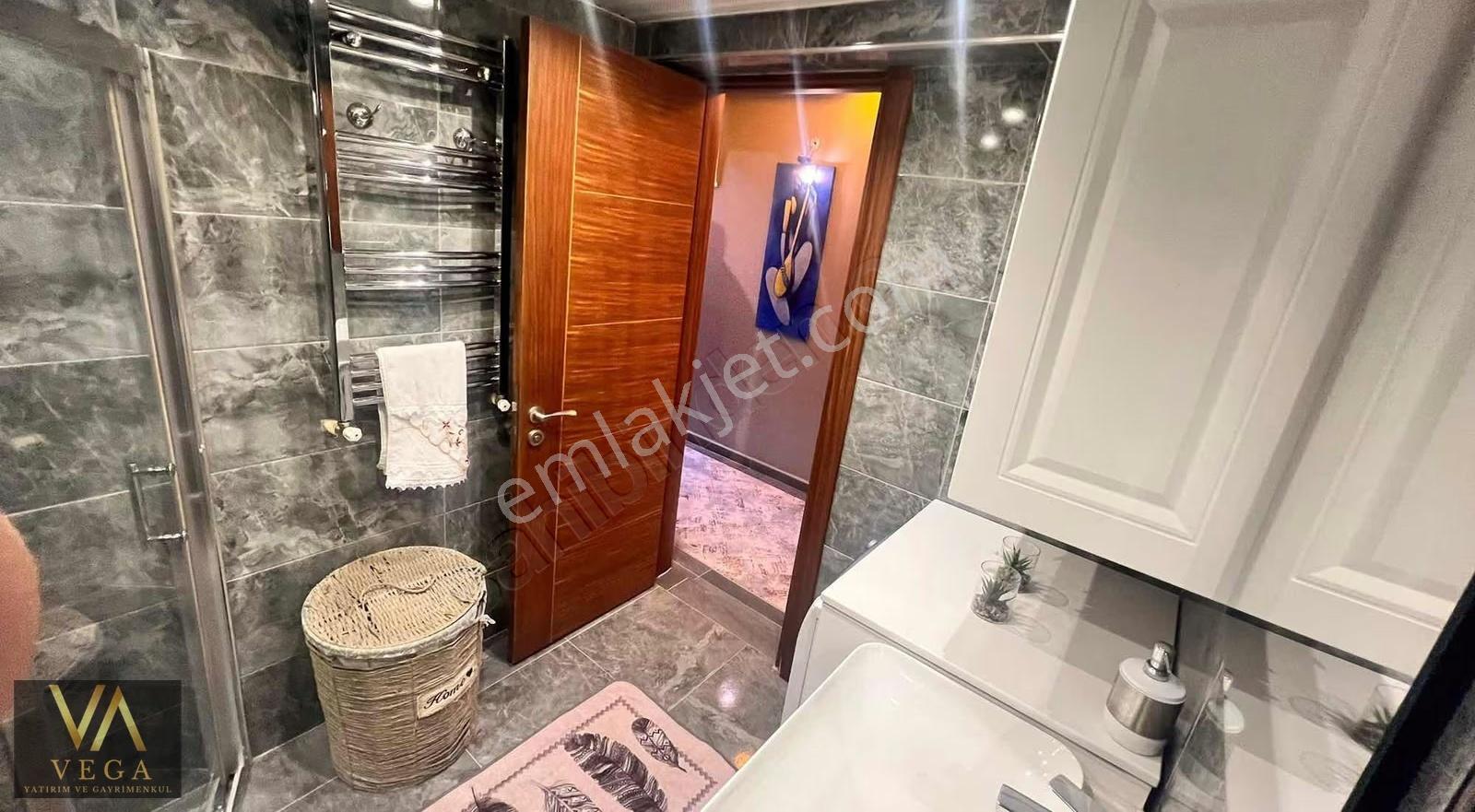 Güzelyurt Mahallesi Havuzlu Sitede Lüks 3+1 Satılık Daire - Görsel 5