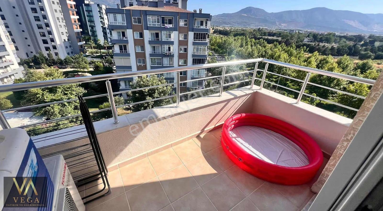 Güzelyurt Mahallesi Havuzlu Sitede Lüks 3+1 Satılık Daire - Görsel 23