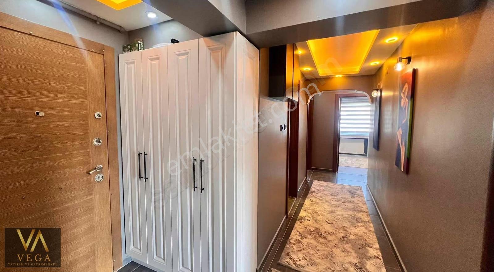 Güzelyurt Mahallesi Havuzlu Sitede Lüks 3+1 Satılık Daire - Görsel 16