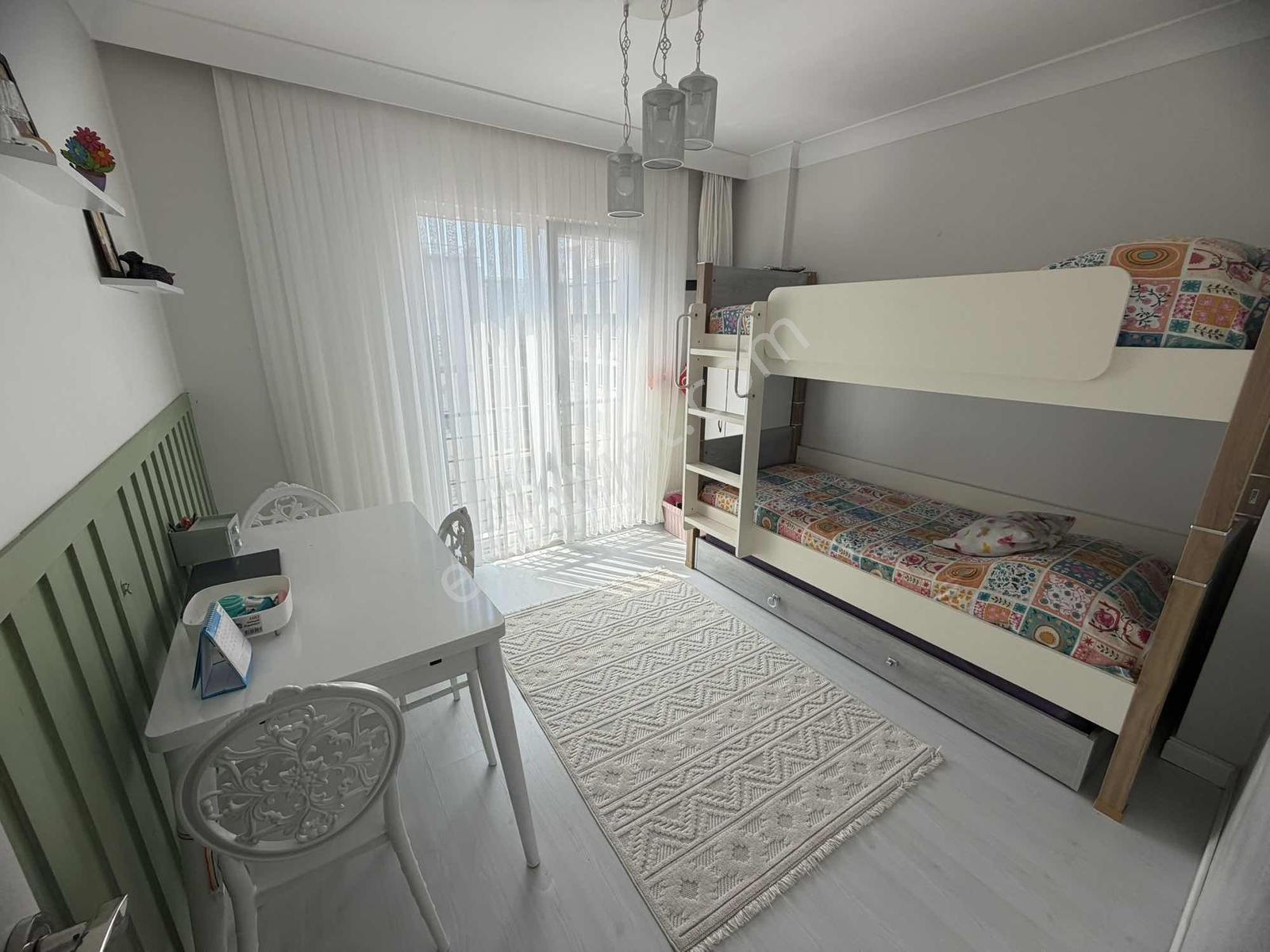 Millet Mah. Derya Cad. Yakın Site İçin Masrafsız 3+1 Satılık - Görsel 10