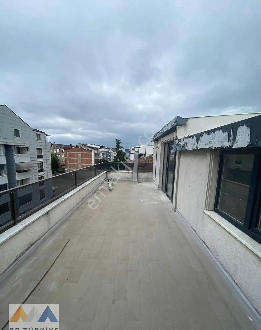 Gebze Osman Yılmaz Mahallesi'nde Satılık 4+1 Dubleks | 220 M²