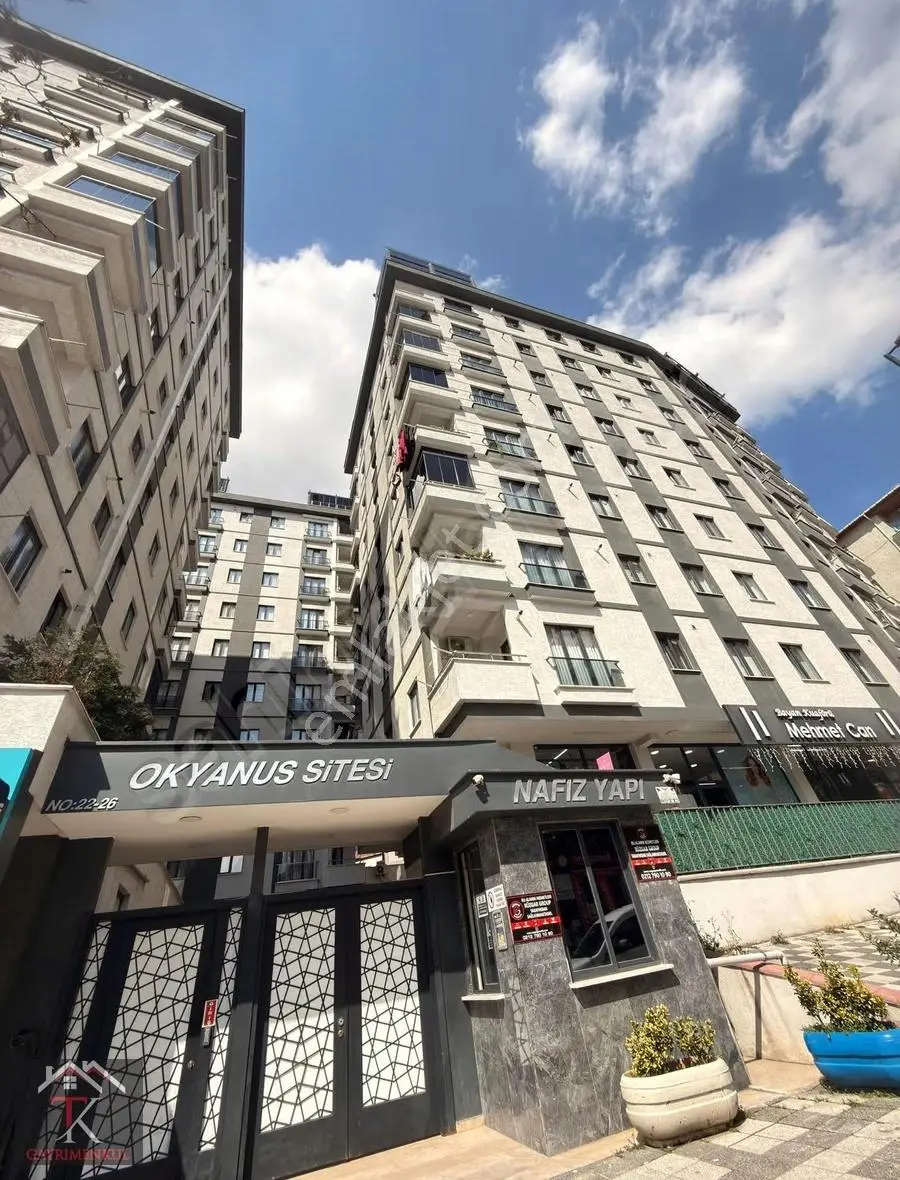 Tk'dan Ümraniye İstiklal'de Satılık 2+1 Daire (okyanus Sitesi)