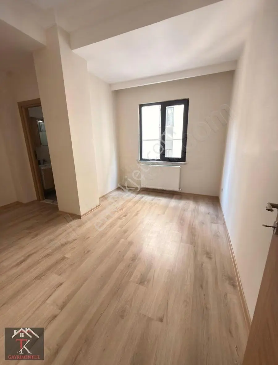 Tk'dan Ümraniye İstiklal'de Satılık 2+1 Daire (okyanus Sitesi) - Görsel 9