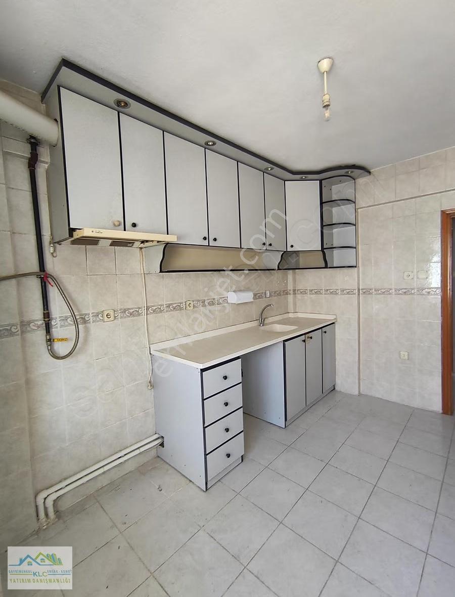 Klc'den Balıkesir Karesi Adnan Mendereste Kiralık 3+1 Daire - Görsel 26