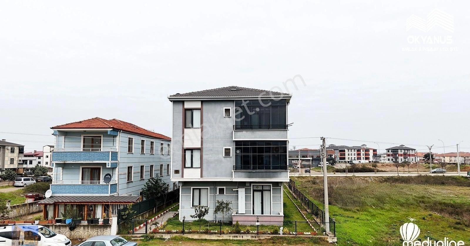 Denize Yakın Konumda, Huzurlu Ve Keyifli Bir Yaşam Sizi Bekliyor! - Görsel 18