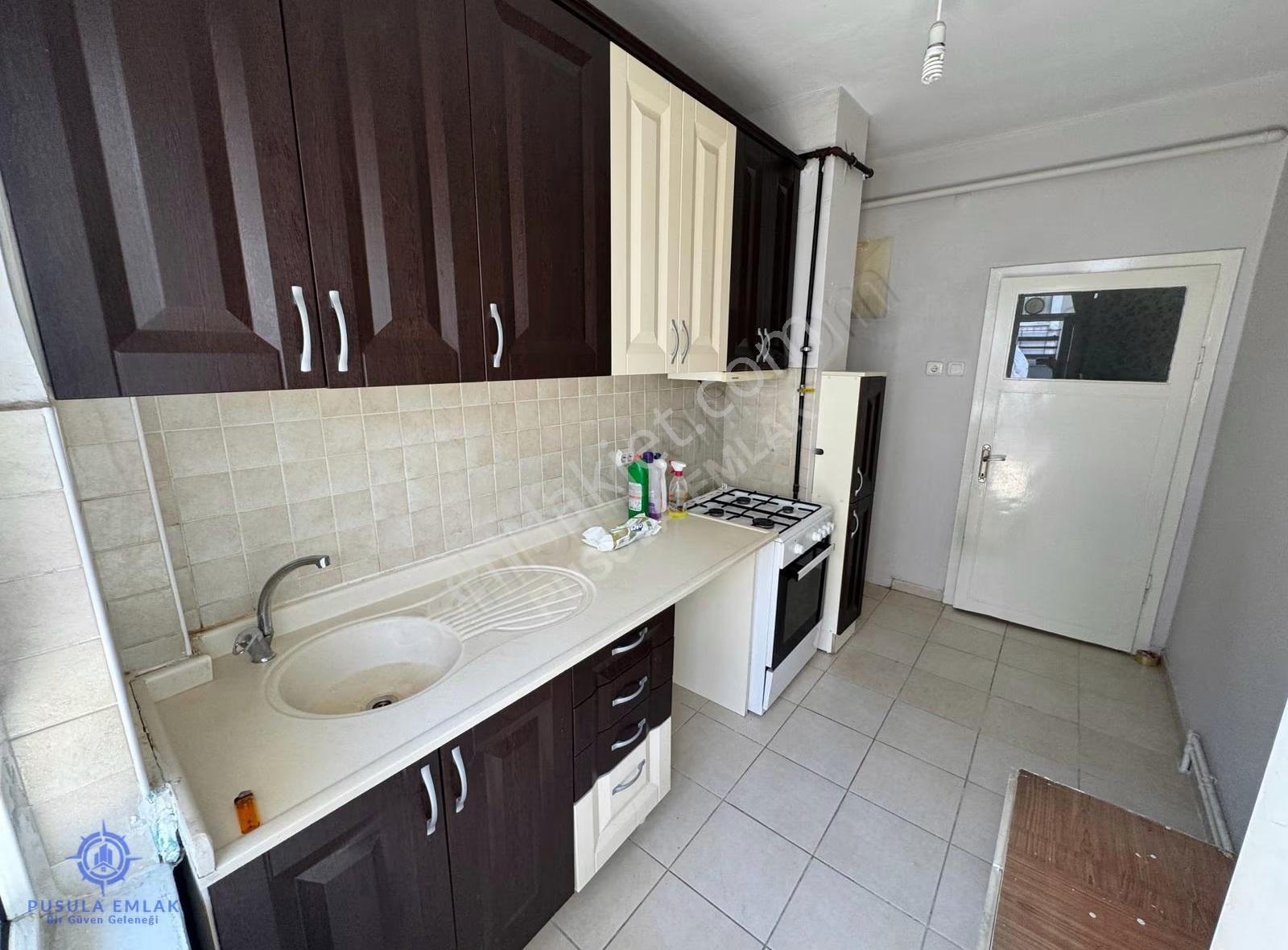 Ｐｕｓｕｌａｅｍｌａｋ'ｄａｎ Tunalı Hilmi Cad. Üzerinde 3+1 Kiralık Daire