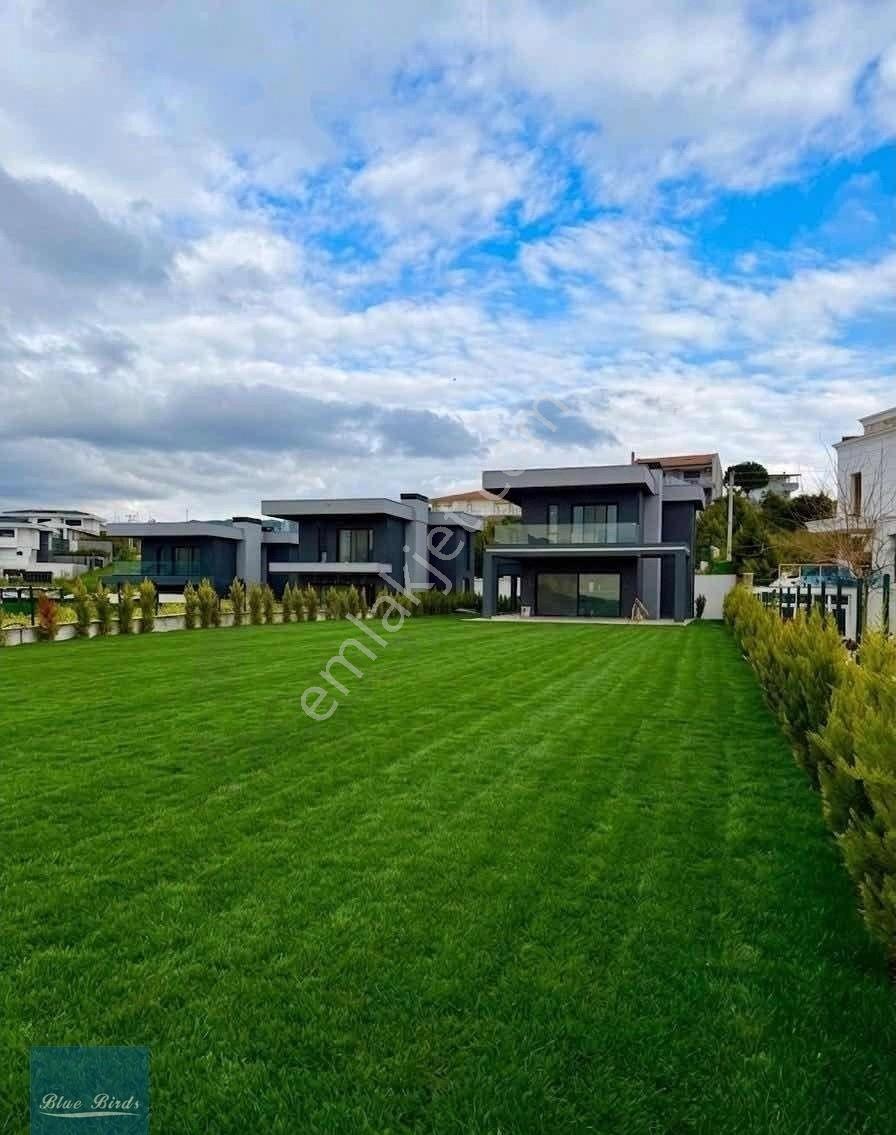 Deniz Manzaralı 6 + 2 Fırsat Villa - Görsel 11