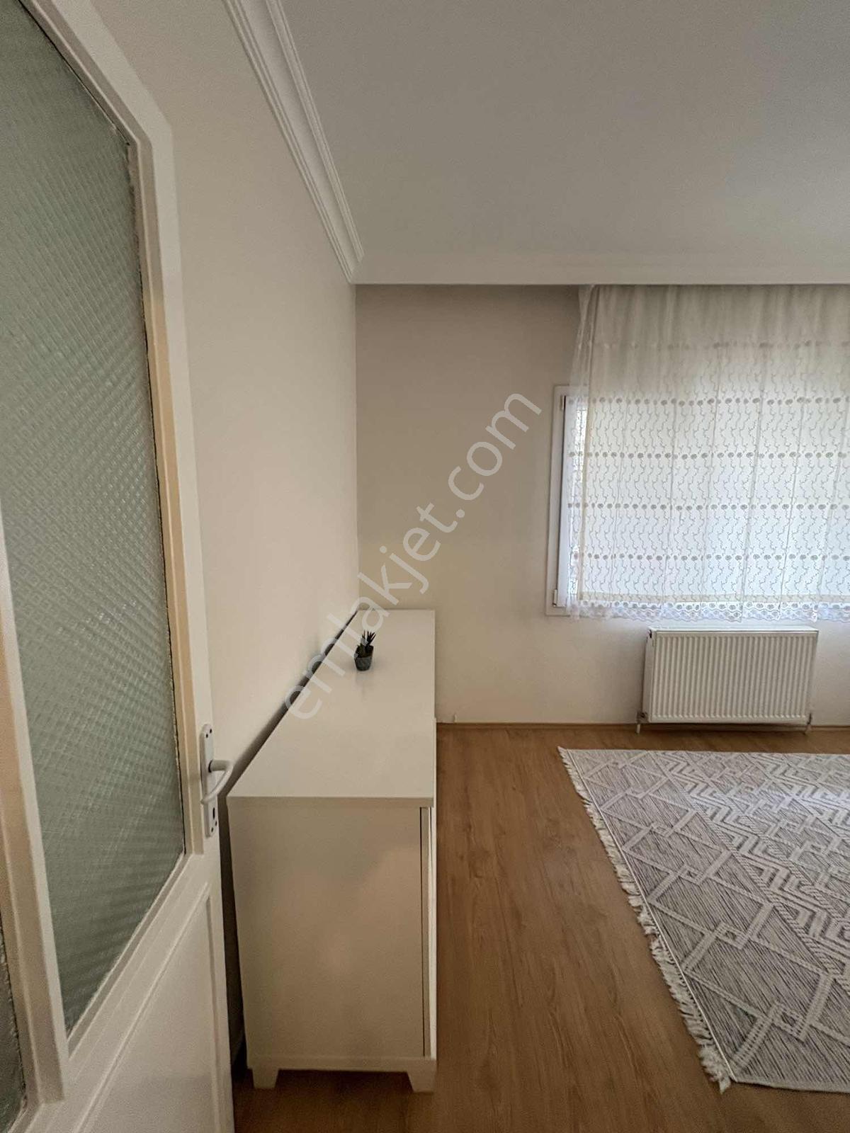 Bornova Kazımdirik 2+1 (öğrenciye Kiralık Daire) - Görsel 3