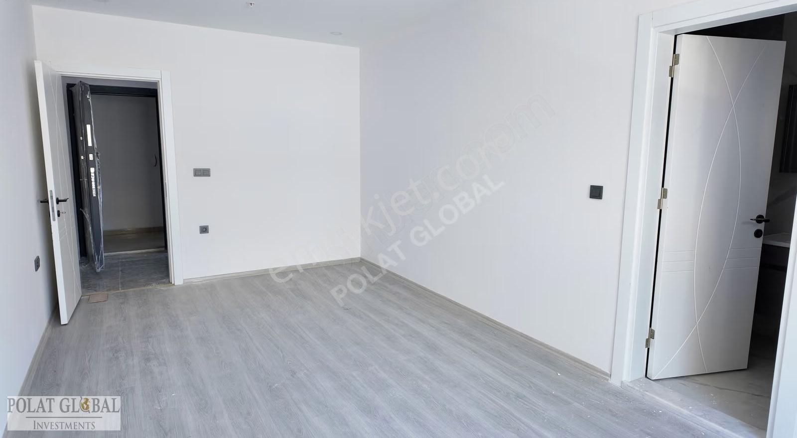 Güllük Merkezde Kiralık 3+1/2+1/1+1 Daireler Ve Dükkanlar - Görsel 16
