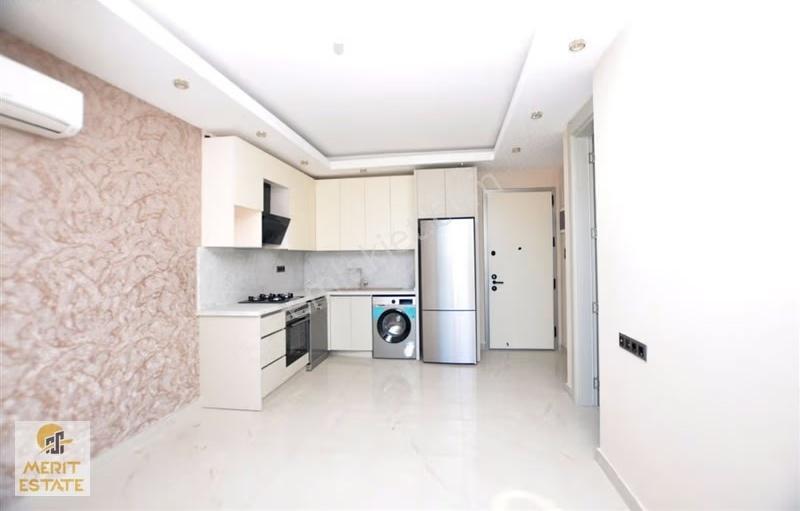 Mahmutlar Merkez Beyaz Eşyası Mevcut Kiralık Lüks 1+1 Daire - Görsel 4