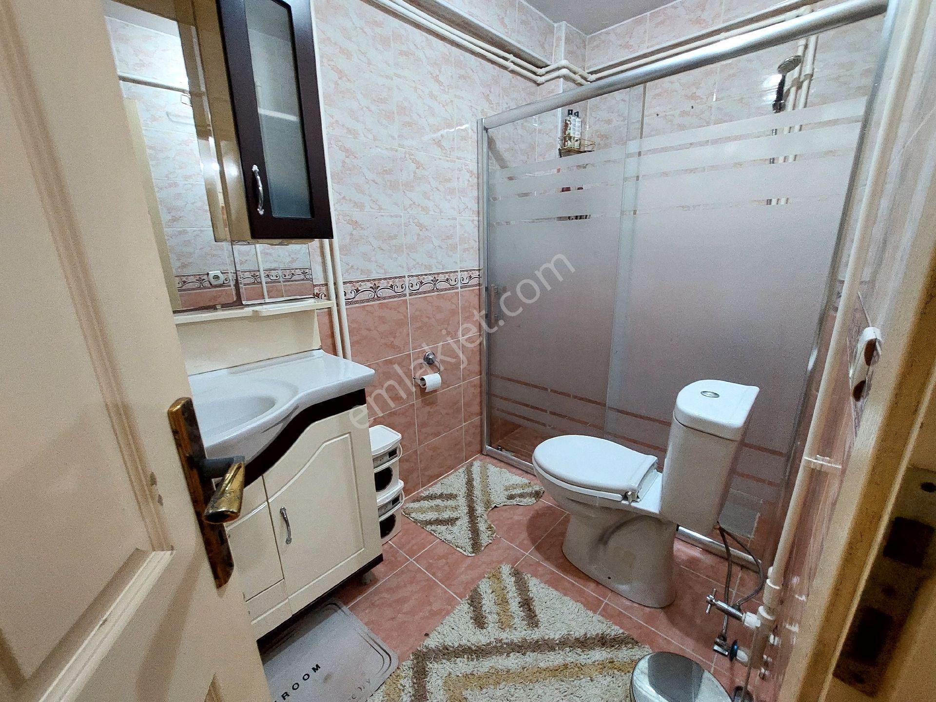 Gazi Osman Paşa Yeni Mah.satlık Yarı Bodrum.2+1.75.m2.17yılık Kırediye Uygun - Görsel 15