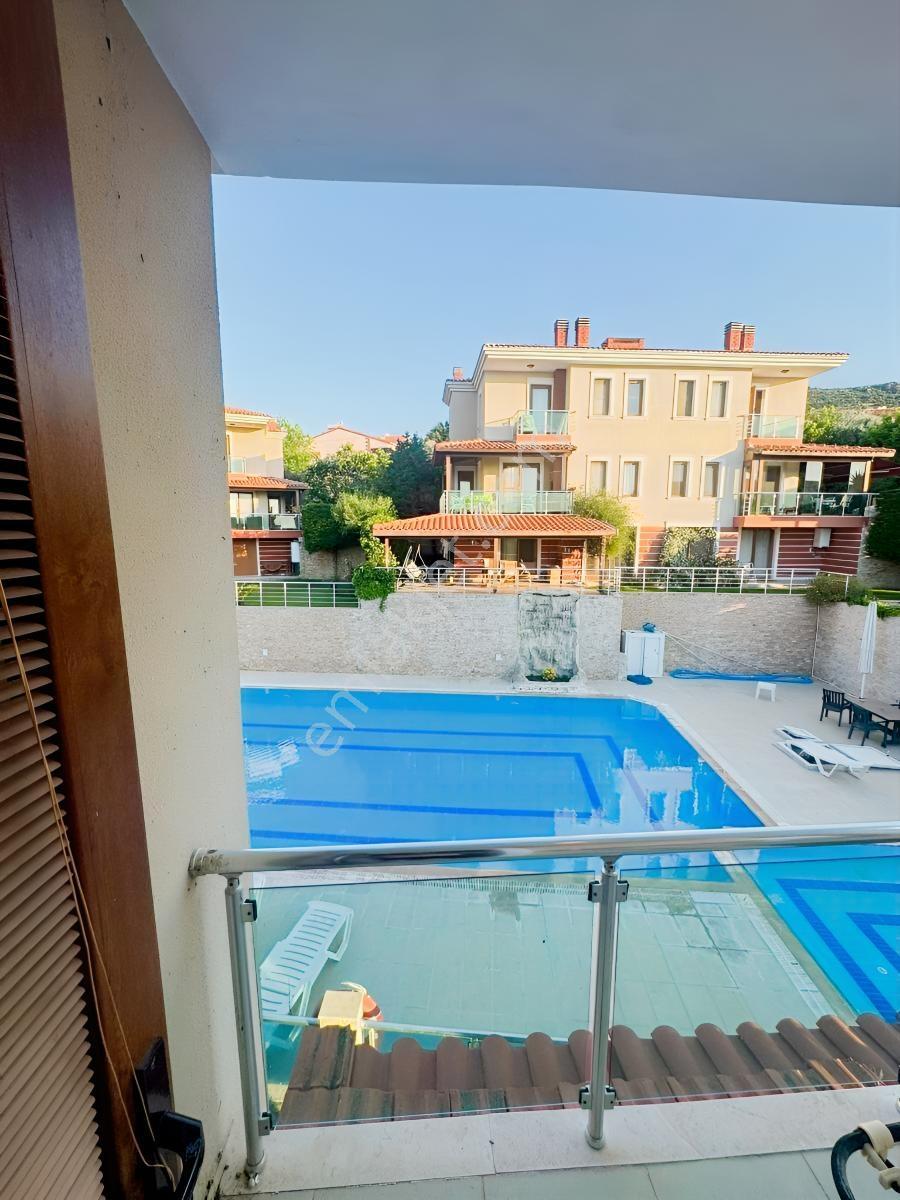 Foça Atatürk Mahallesinde Havuzlu Sitede Satılık Dubleks - Görsel 24