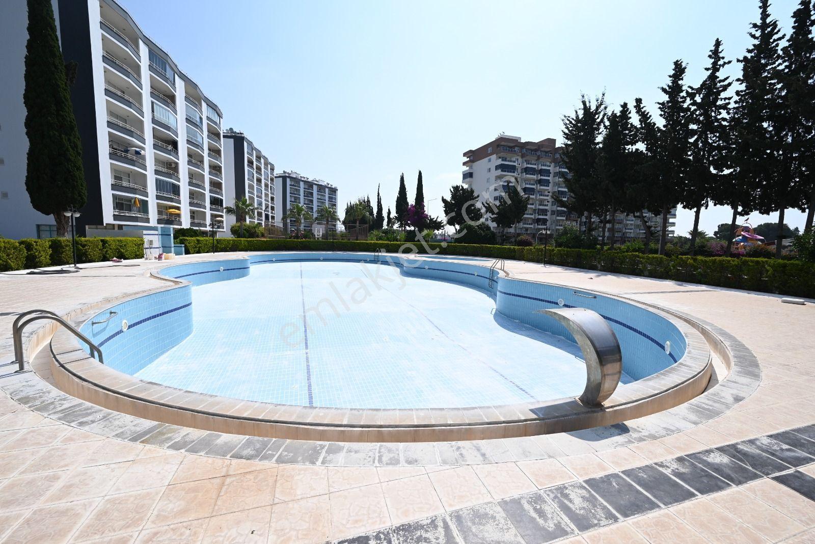 Üstünkent'ten Kargıpınarı'nda Plajda Özel Şezlonglu Kiralık 2+1 - Görsel 36