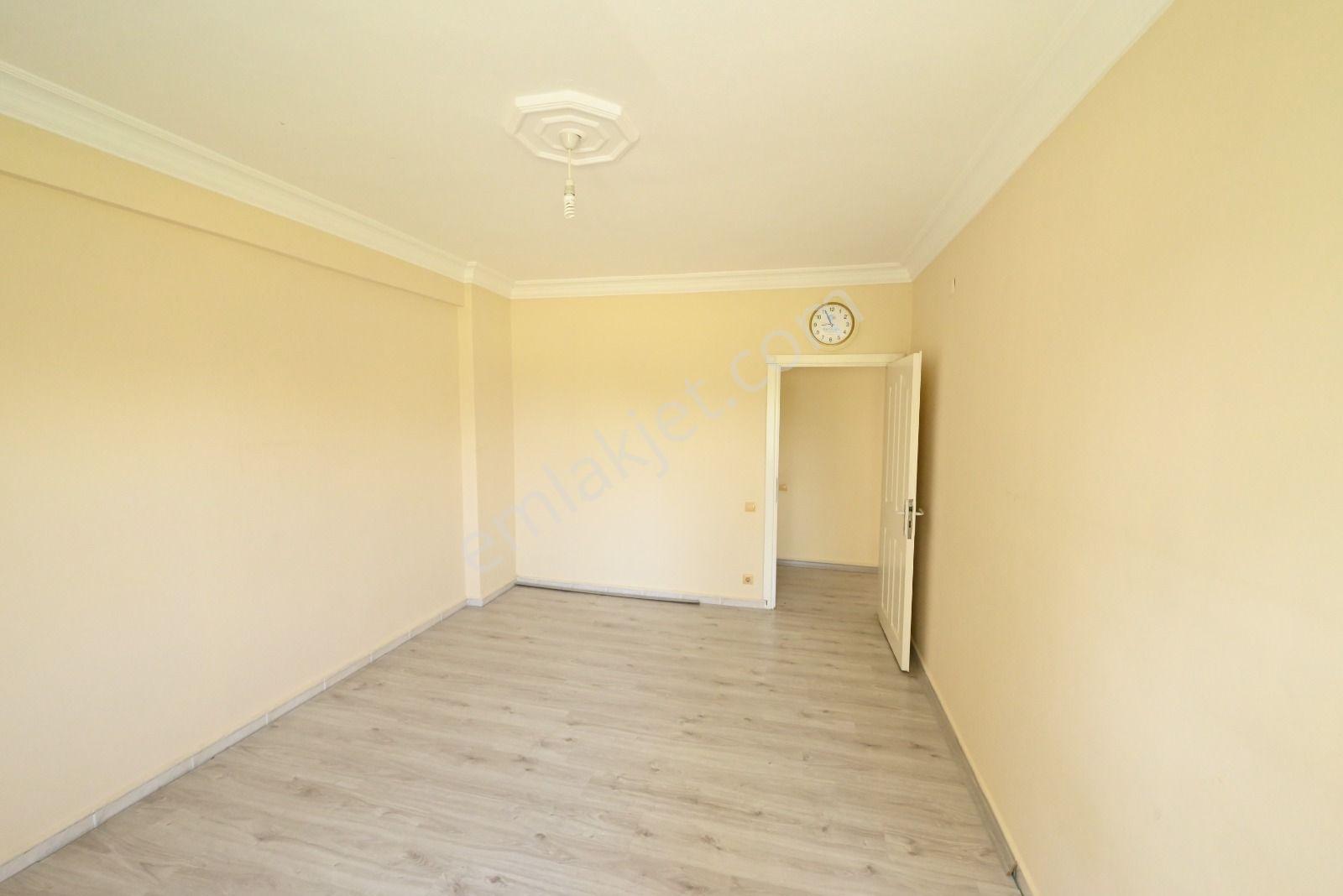 Üstünkent'ten Kargıpınarı'nda Plajda Özel Şezlonglu Kiralık 2+1 - Görsel 15