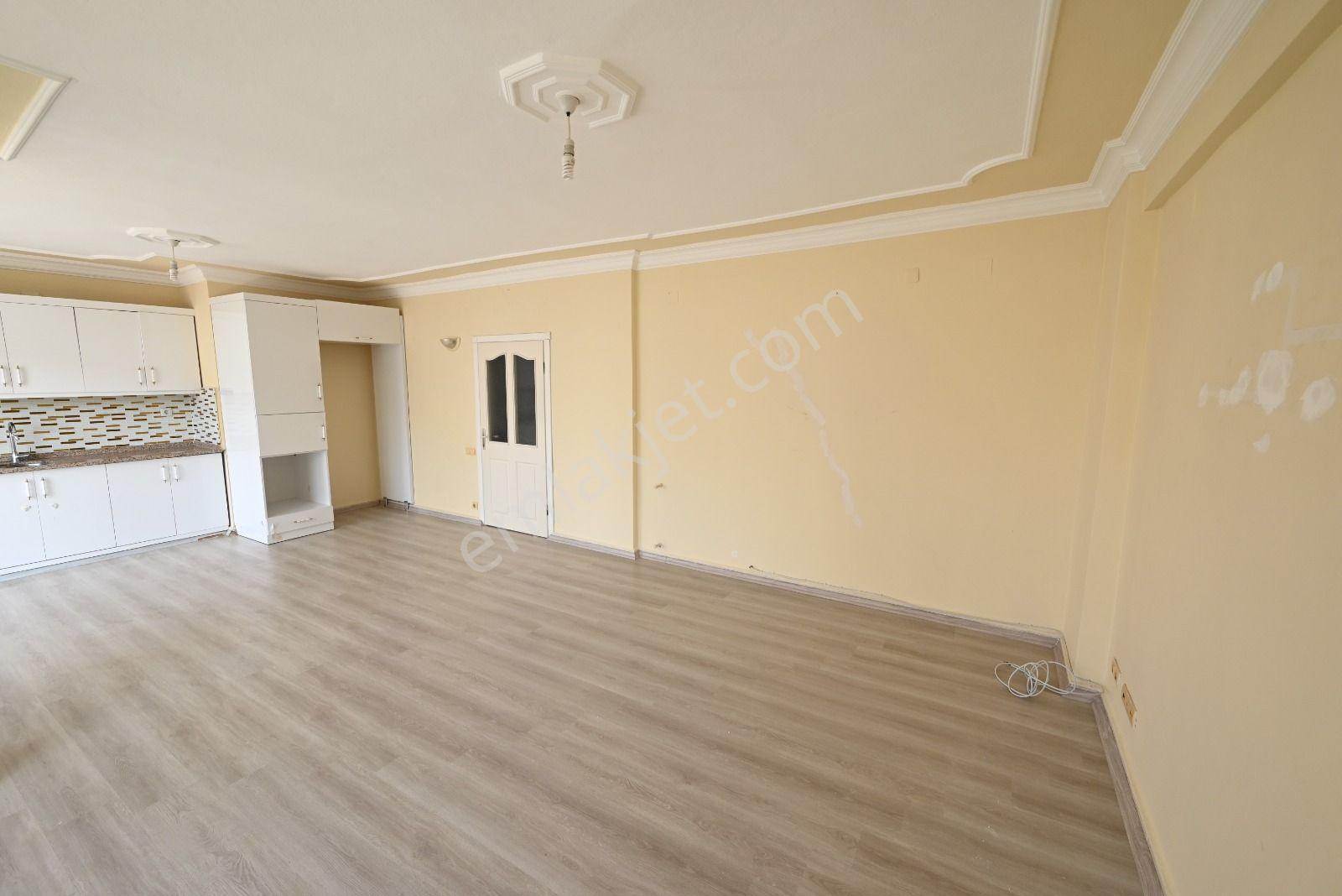 Üstünkent'ten Kargıpınarı'nda Plajda Özel Şezlonglu Kiralık 2+1 - Görsel 7
