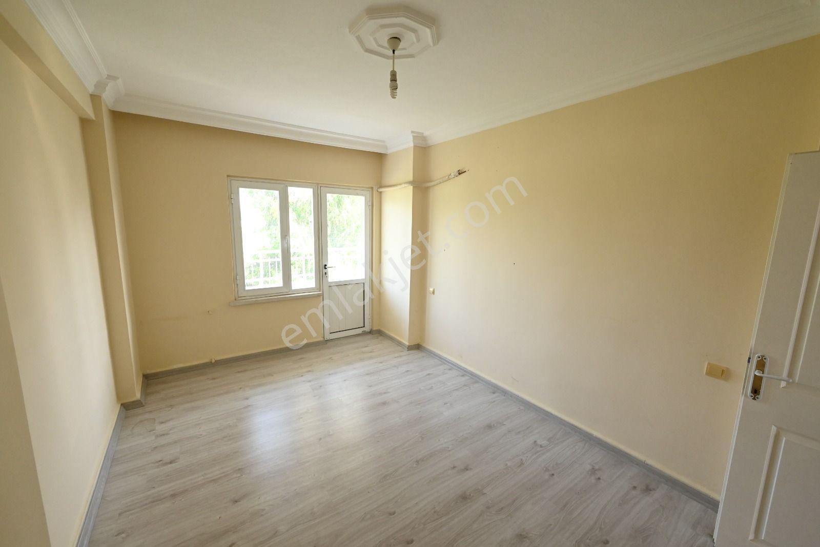 Üstünkent'ten Kargıpınarı'nda Plajda Özel Şezlonglu Kiralık 2+1 - Görsel 10