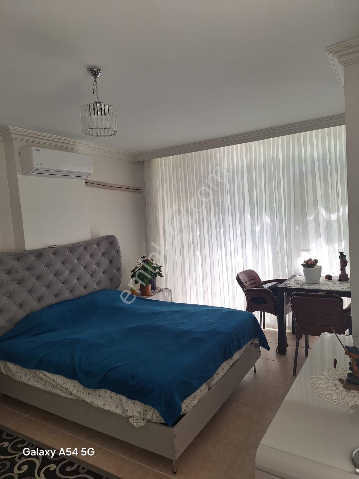 Kuşadasında Sıfır Eşyalı 2 +1 Havuzlu Daire - Görsel 11
