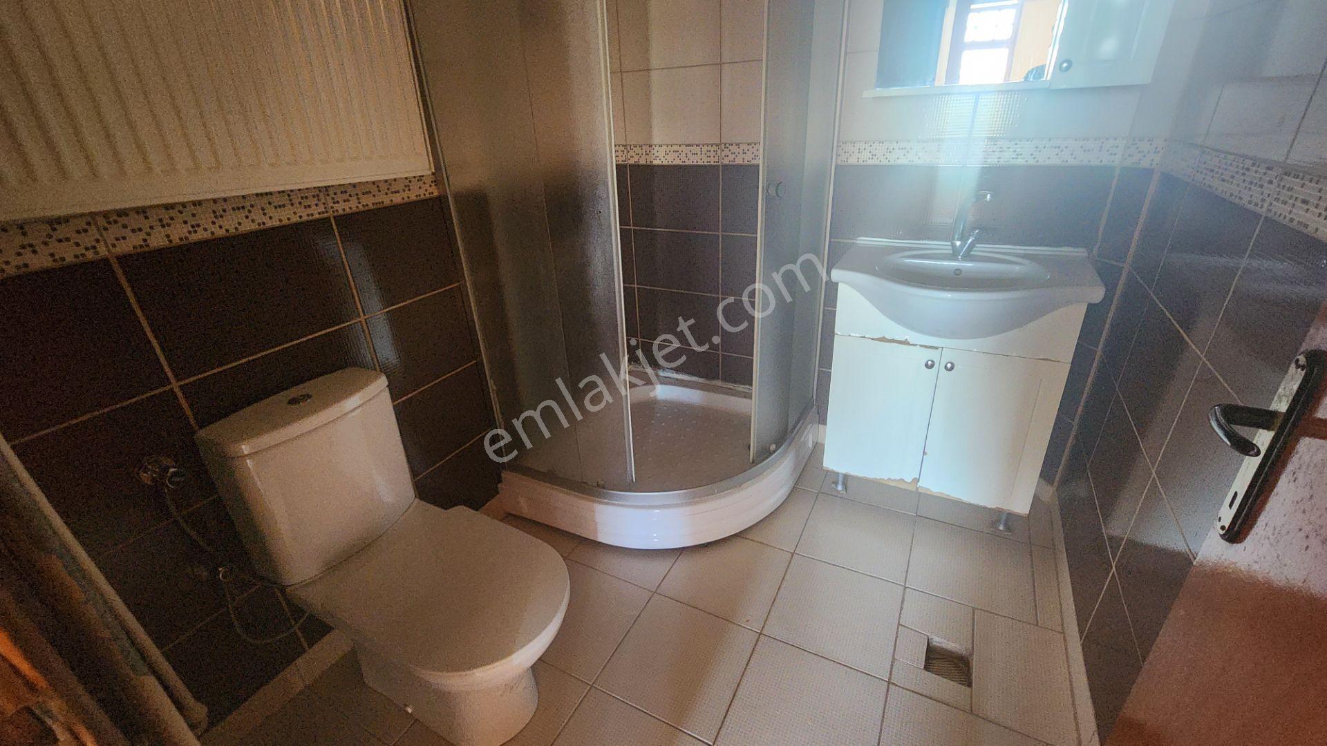 Karaca'dan Pirebi Mahallesi 3+1 Kiralık Daire - Görsel 16