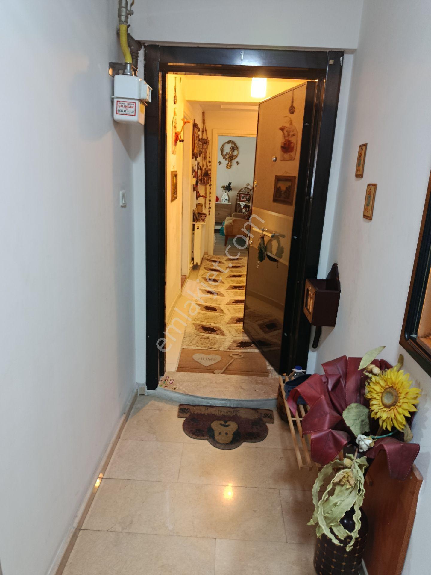 Karşıyaka Yalı'da Mükemmel Konumda, Bakımlı Çift Cephe 2+1 Daire - Görsel 10