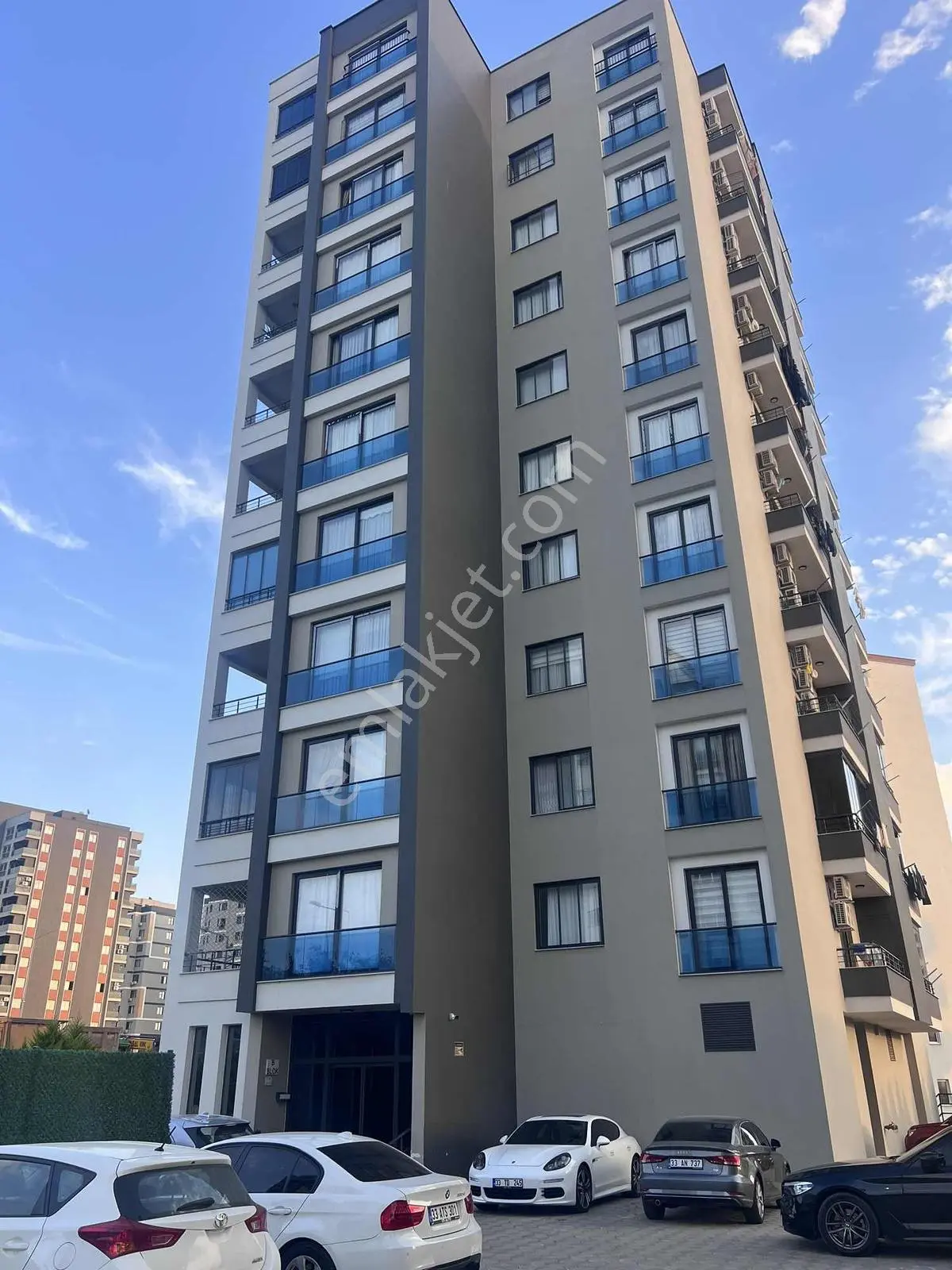 4+1 Havuzlu Kiralık Daire