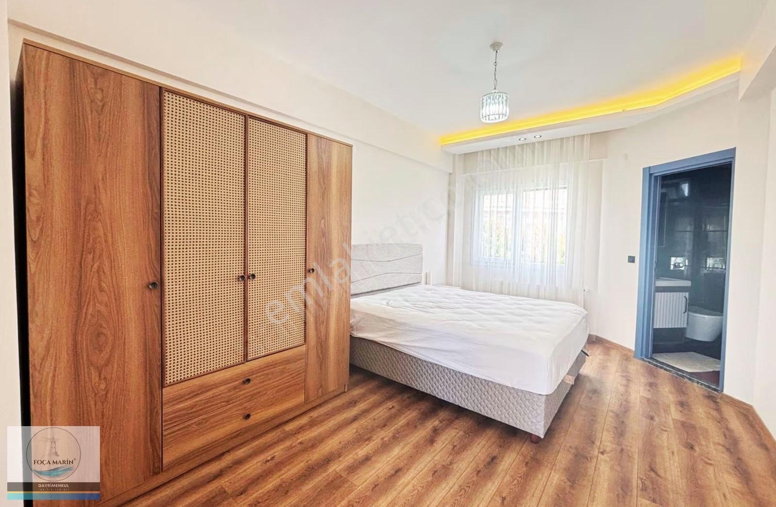 Foçaköy'de Tam Müstakil Havuzlu Geniş Bahçeli 4+1 Villa - Görsel 18