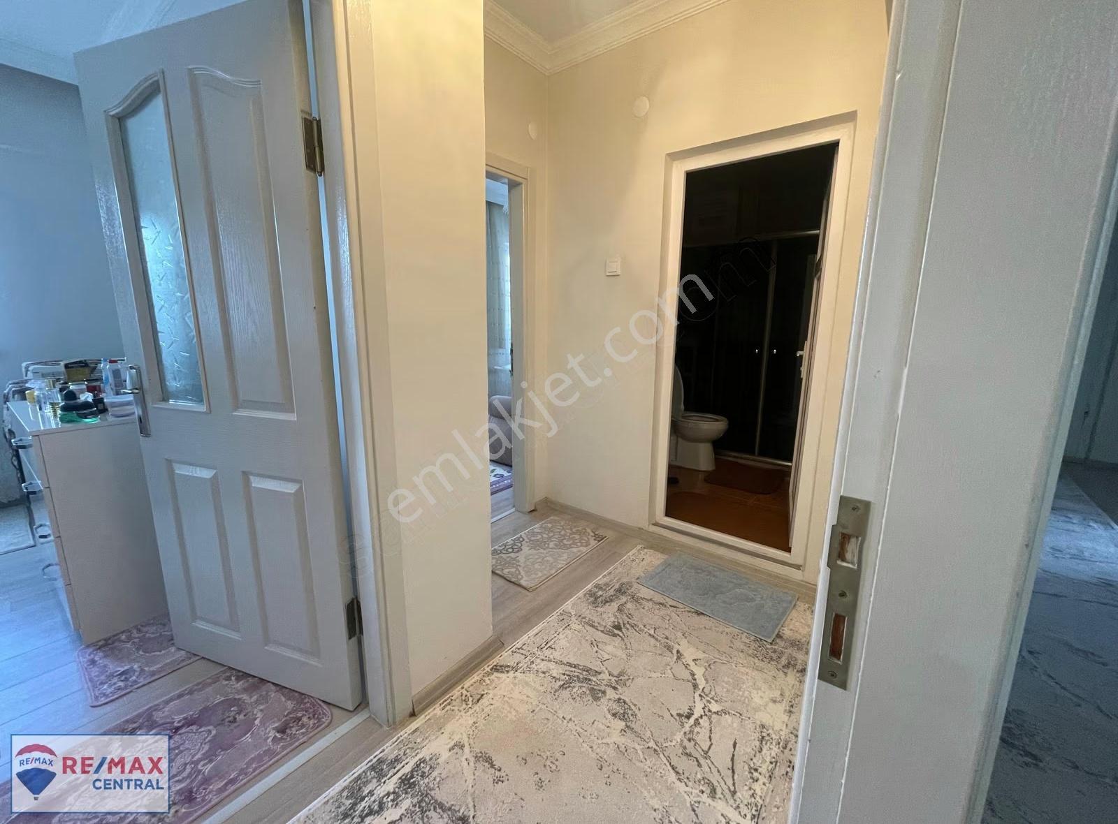 Re/max Central'dan Aksu Kenarında 3+1 Geniş Satılık Daire - Görsel 19