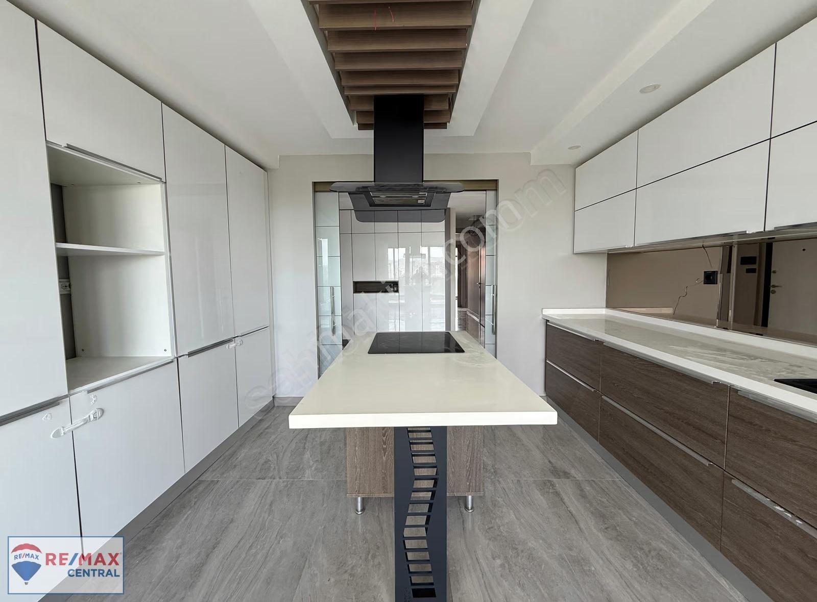 Re/max Central'dan Eğriköprü Mah. Benzersiz Konumda Satılık 4+1 - Görsel 9