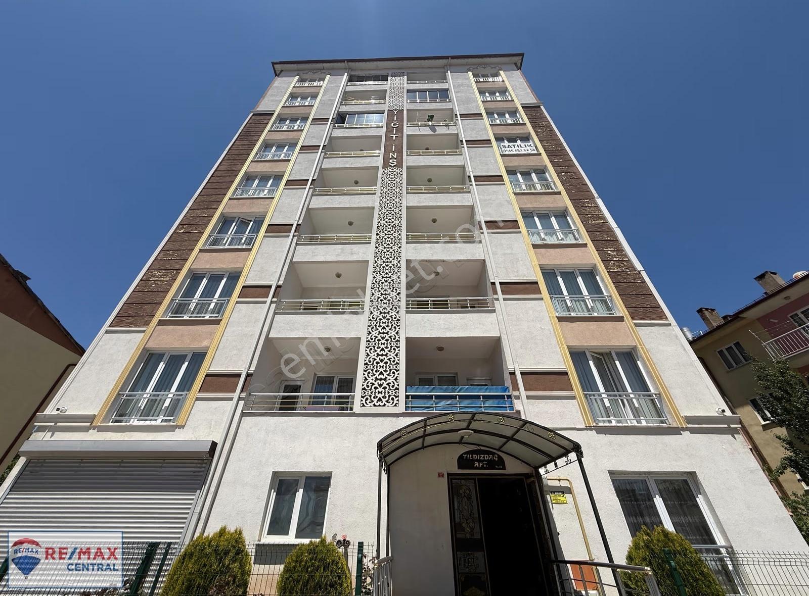 Re/max Central'dan Şeyhşamil Mah. Geniş Kullanışlı Satılık 3+1
