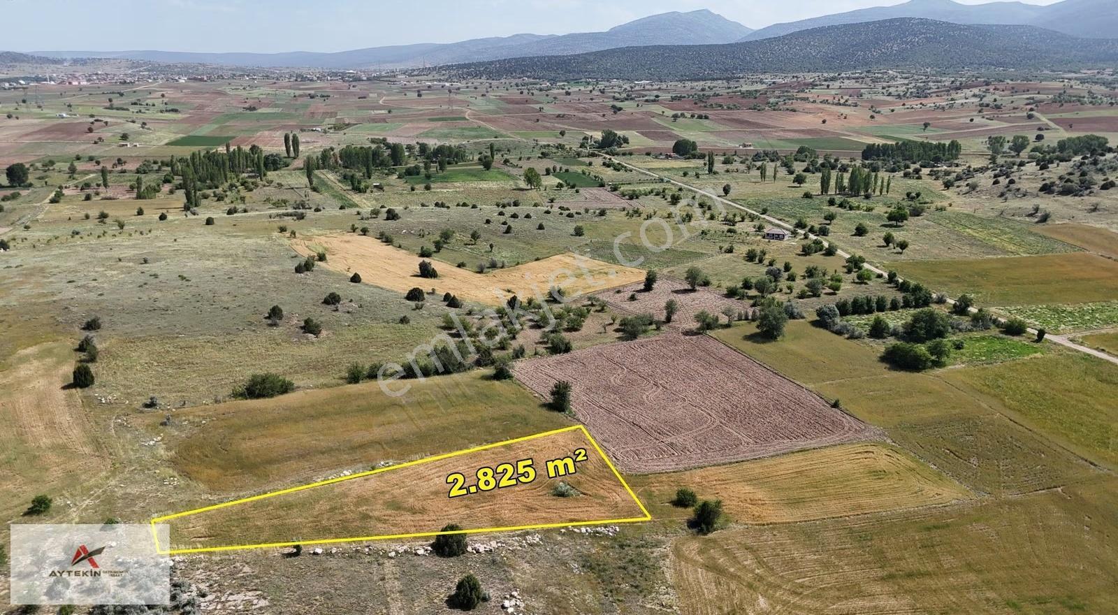 Akören Tülce Mahallesinde 2.825 M² Müstakil Tapulu Tarla - Görsel 8
