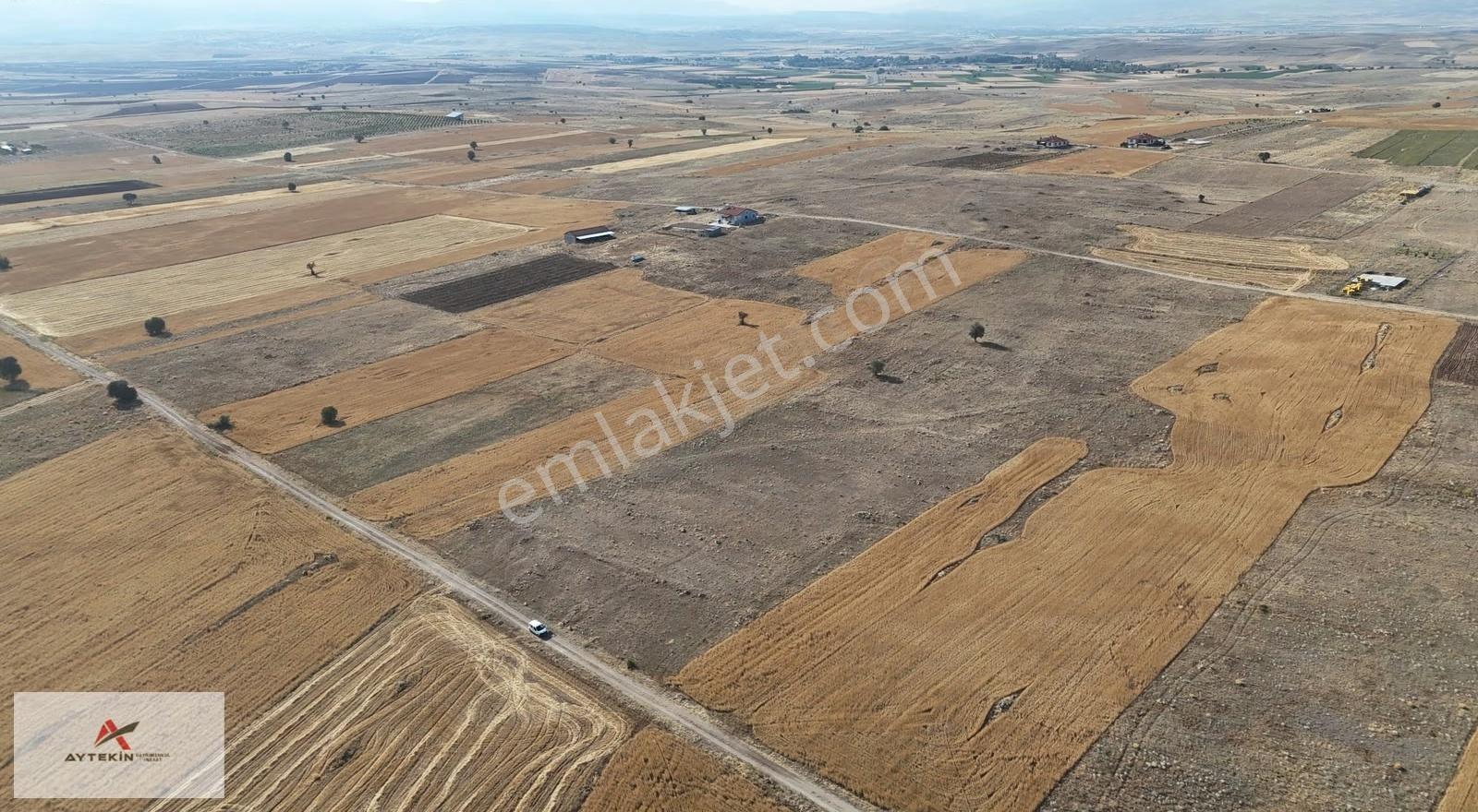Akören Tülce Mahallesinde 3.106 M² Müstakil Tapulu Tarla - Görsel 4