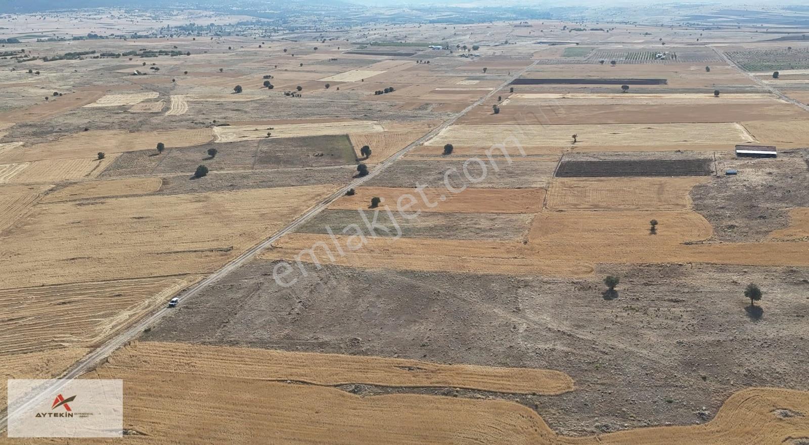Akören Tülce Mahallesinde 3.106 M² Müstakil Tapulu Tarla - Görsel 2