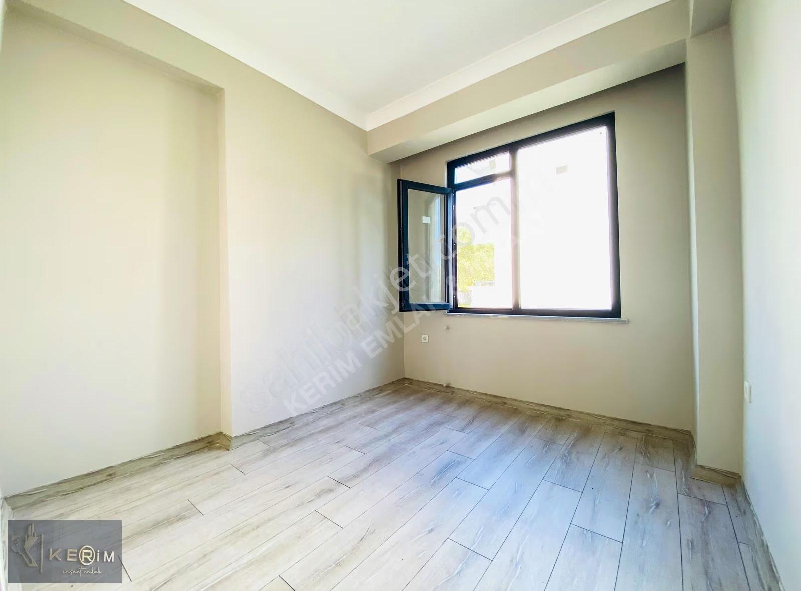 █küçükkuyu'da Satılık 2+1 Daire: Zeus Manzaralı, Sıfır, 75m² Net - Görsel 6