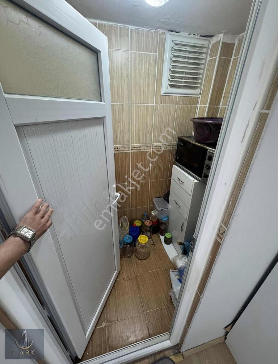Merkezi Konum Da Hazır Kiracılı Uygun Ebeveyn Banyolu 3+1 - Görsel 13