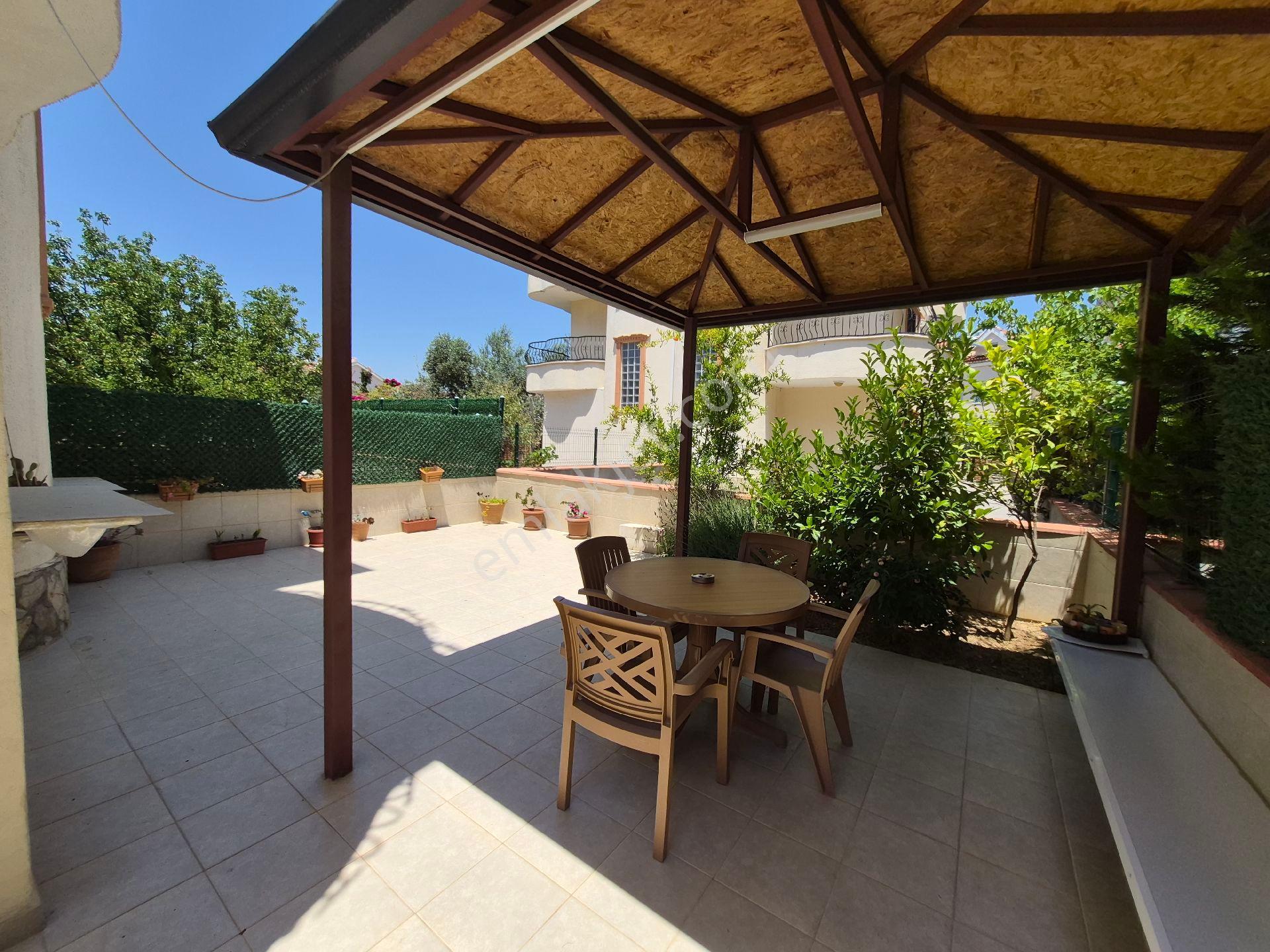 Didim De Satılık Altınkum Mahallesinde Yeşilkent Te 3+1 Tripleks Villa - Görsel 7