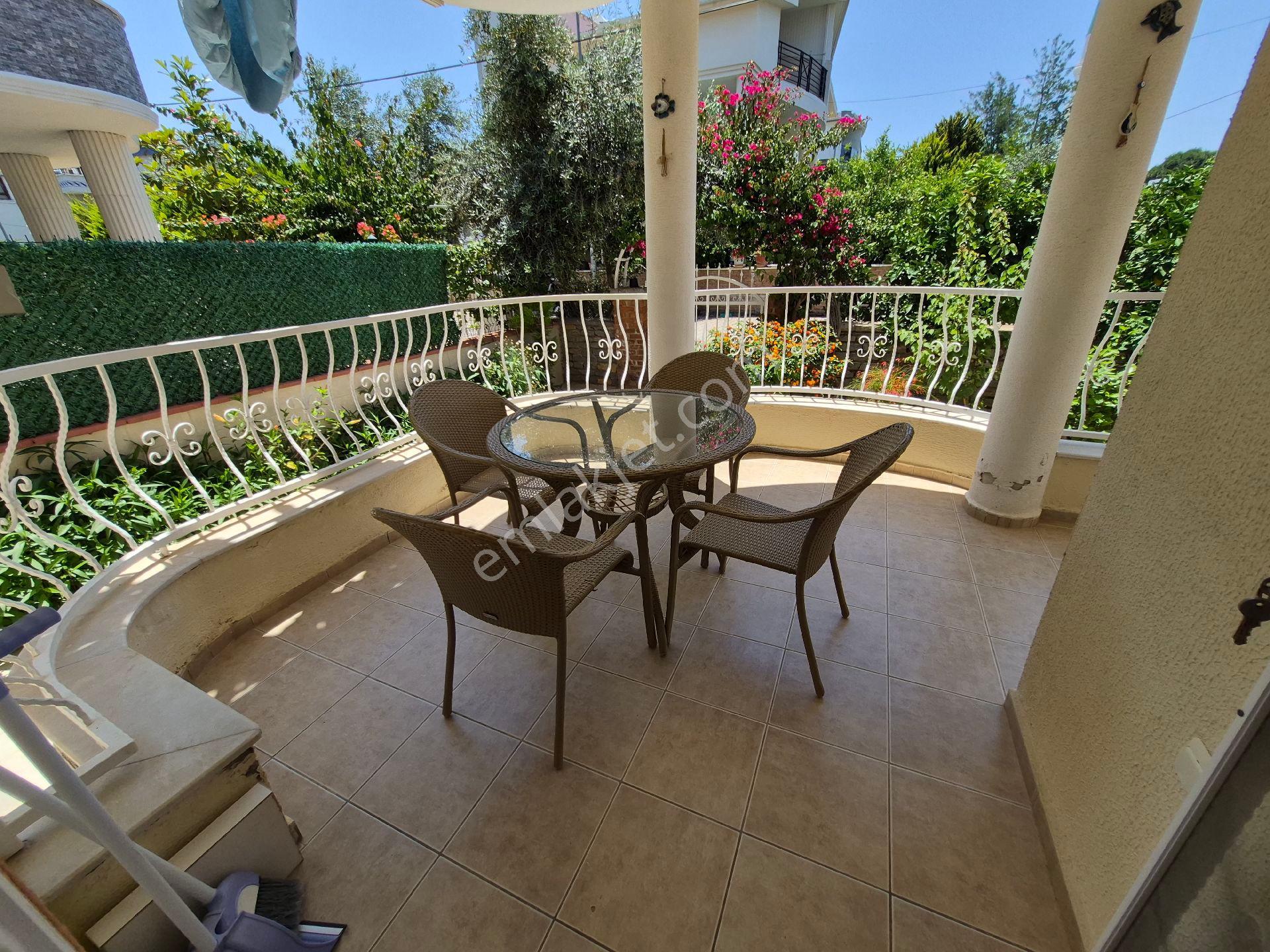 Didim De Satılık Altınkum Mahallesinde Yeşilkent Te 3+1 Tripleks Villa - Görsel 15