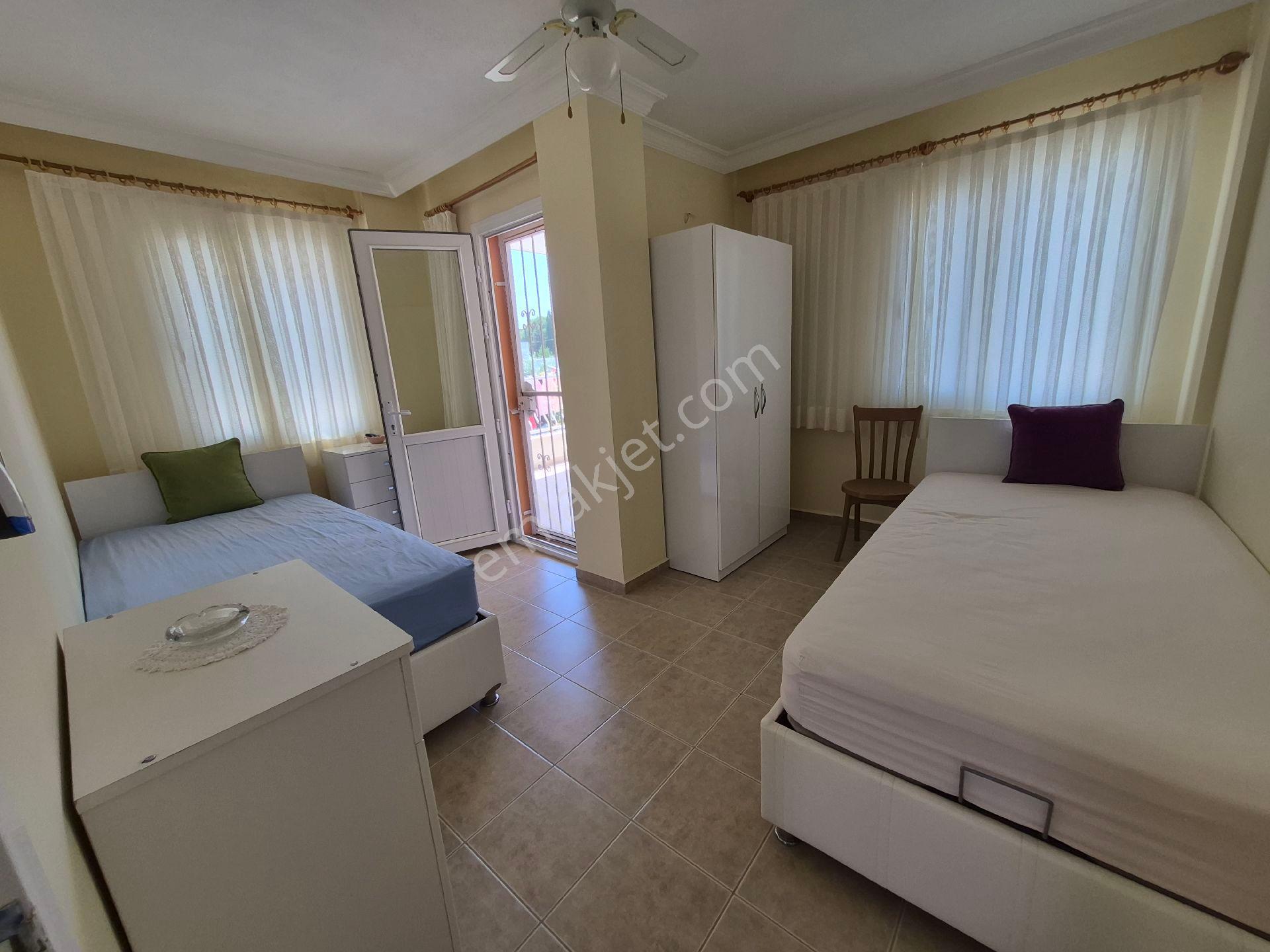 Didim De Satılık Altınkum Mahallesinde Yeşilkent Te 3+1 Tripleks Villa - Görsel 27