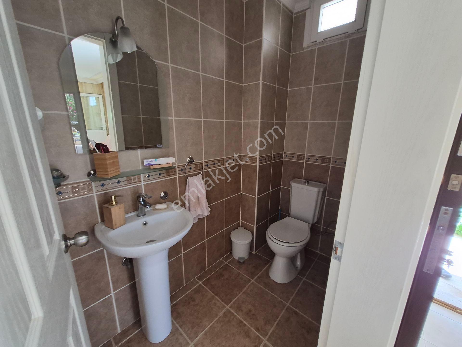 Didim De Satılık Altınkum Mahallesinde Yeşilkent Te 3+1 Tripleks Villa - Görsel 12