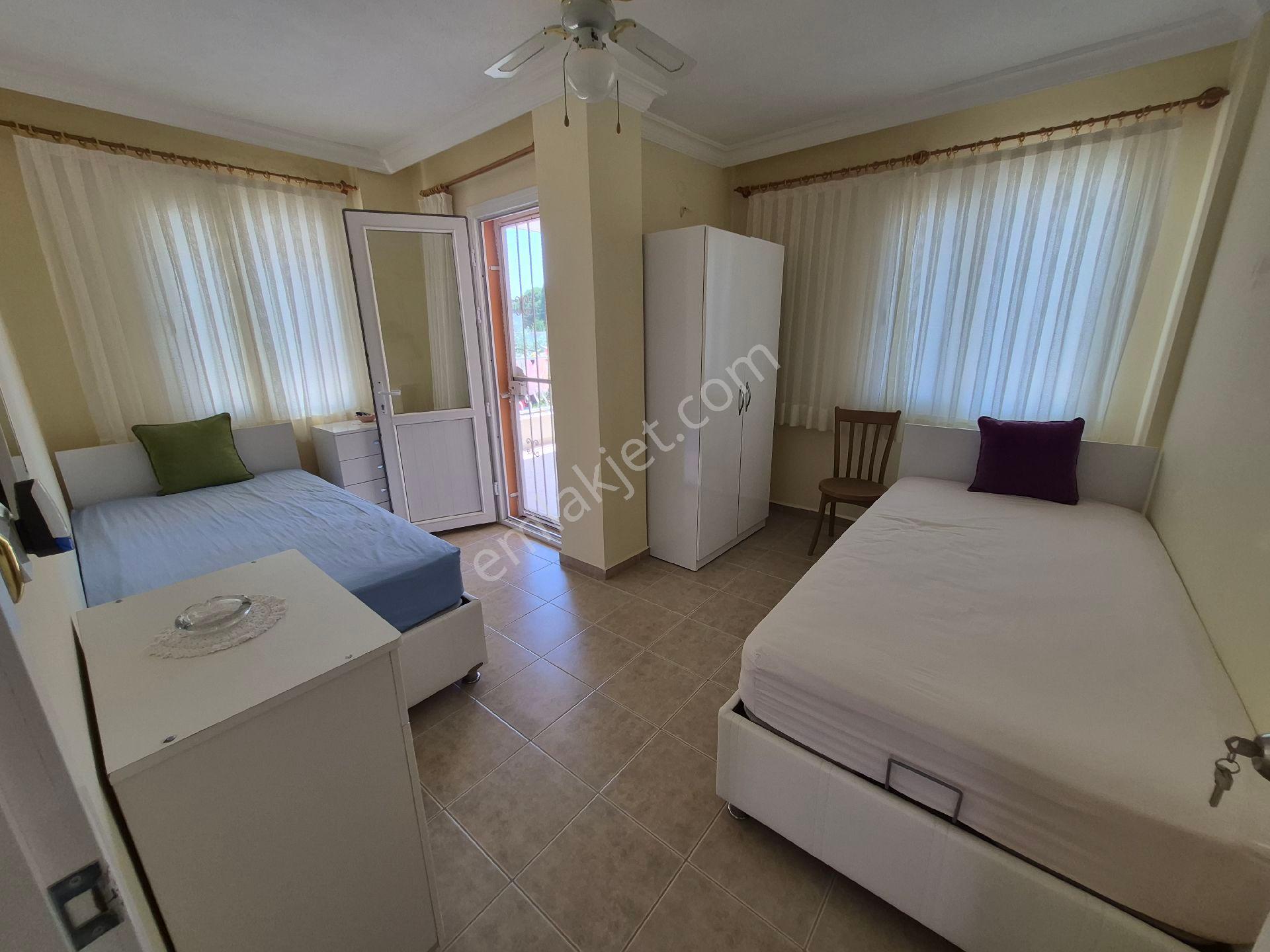 Didim De Satılık Altınkum Mahallesinde Yeşilkent Te 3+1 Tripleks Villa - Görsel 23