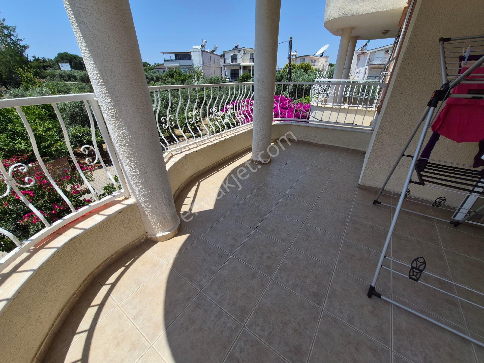 Didim De Satılık Altınkum Mahallesinde Yeşilkent Te 3+1 Tripleks Villa - Görsel 25