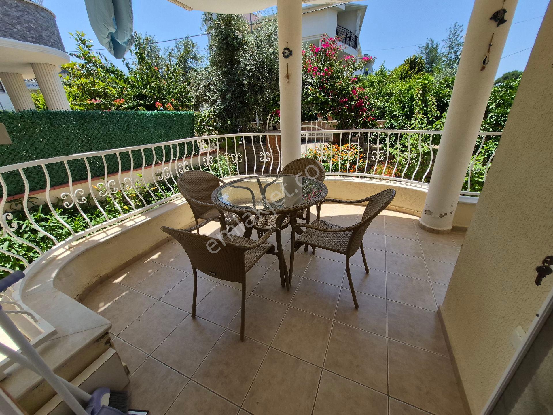 Didim De Satılık Altınkum Mahallesinde Yeşilkent Te 3+1 Tripleks Villa - Görsel 16